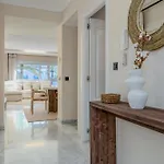 New Renovated Front Line Playa Rocio Puerto Banus Apartman *
