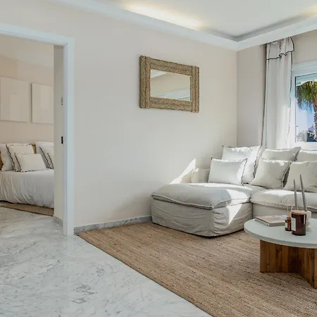 Апартаменты New Renovated Front Line Playa Rocio Puerto Banus Марбелья