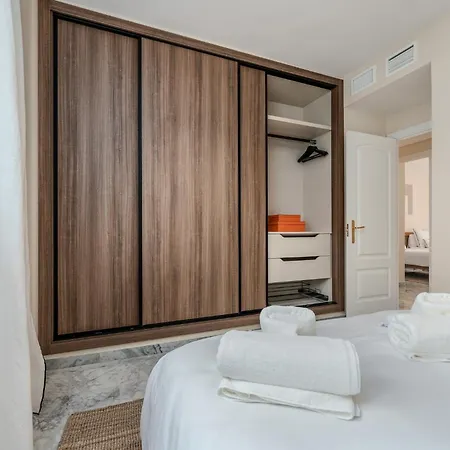 Апартаменты New Renovated Front Line Playa Rocio Puerto Banus *