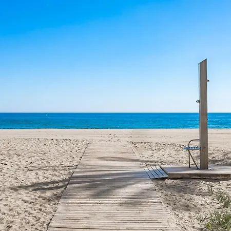 New Renovated Front Line Playa Rocio Puerto Banus