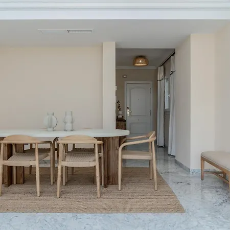 Apartment New Renovated Front Line Playa Rocio Puerto Banus *