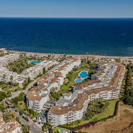 New Renovated Front Line Playa Rocio Puerto Banus * Marbella