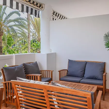 New Renovated Front Line Playa Rocio Puerto Banus Appartement Marbellac
