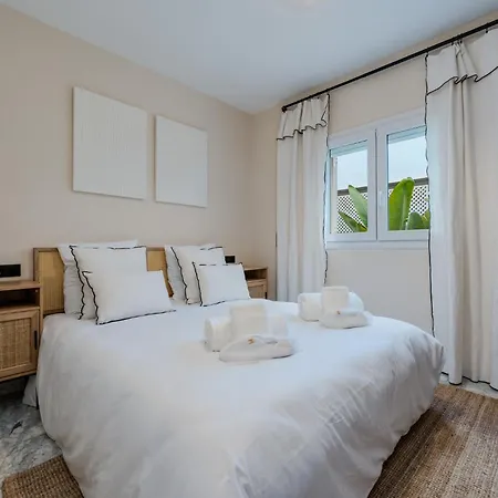 Appartement New Renovated Front Line Playa Rocio Puerto Banus
