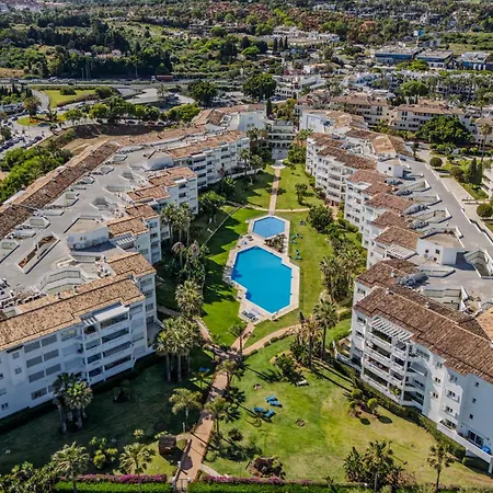 New Renovated Front Line Playa Rocio Puerto Banus *