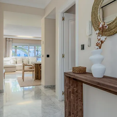 New Renovated Front Line Playa Rocio Puerto Banus Apartment *