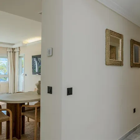 Apartment New Renovated Front Line Playa Rocio Puerto Banus Marbella