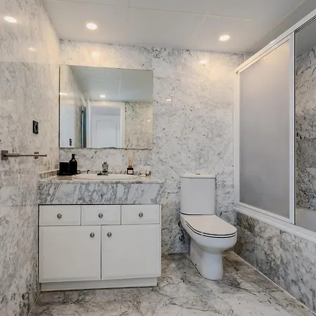 New Renovated Front Line Playa Rocio Puerto Banus * Marbellac