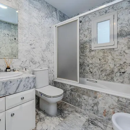New Renovated Front Line Playa Rocio Puerto Banus Apartment *