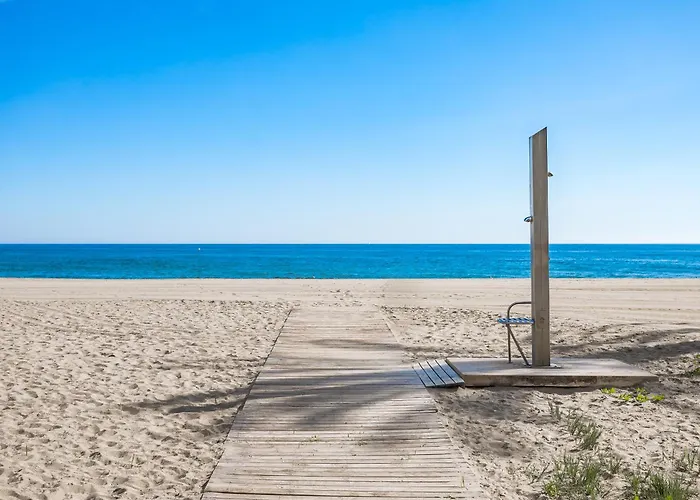 New Renovated Front Line Playa Rocio Puerto Banus