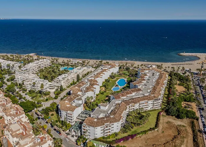 New Renovated Front Line Playa Rocio Puerto Banus * Marbella