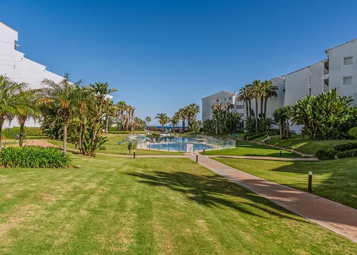New Renovated Front Line Playa Rocio Puerto Banus Apartment *