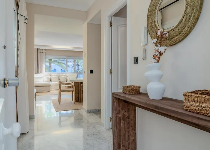 New Renovated Front Line Playa Rocio Puerto Banus Apartment *