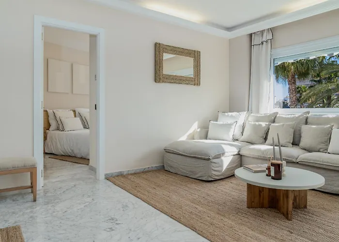 Lejlighed New Renovated Front Line Playa Rocio Puerto Banus Marbella