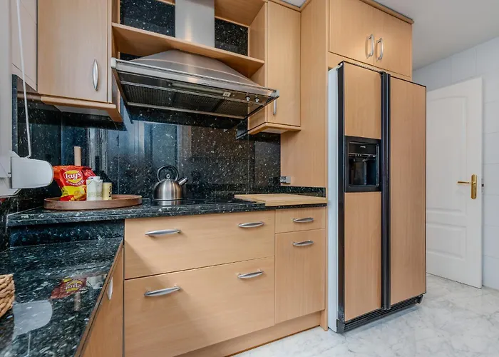 Appartement New Renovated Front Line Playa Rocio Puerto Banus