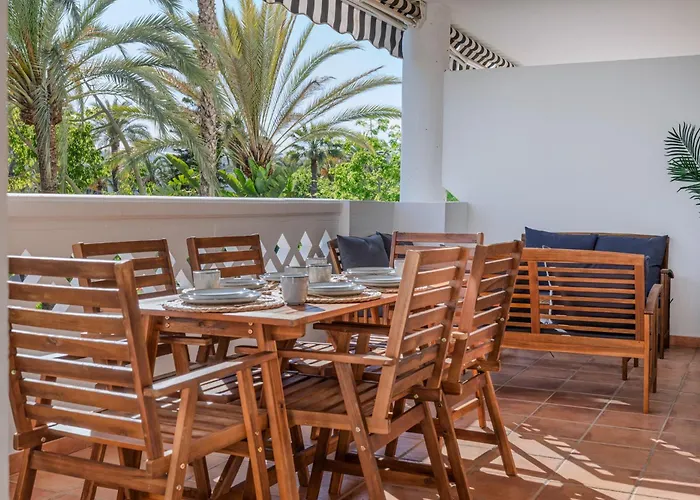 Appartement New Renovated Front Line Playa Rocio Puerto Banus *